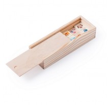 Gra domino w drewnianym pudełku