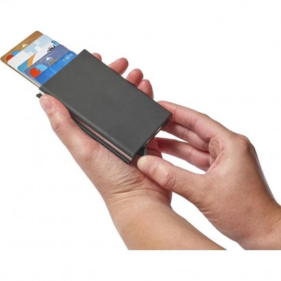 Etui na karty kredytowe z ochroną przeciw RFID